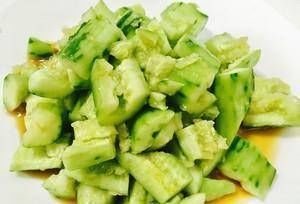 夏季菜单,凉拌黄瓜,简单美味,营养,不油腻