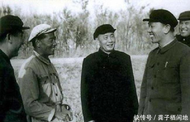 上将|哥哥和弟弟一同起义,后来哥哥授予上将军衔,弟弟建设边疆贡献大