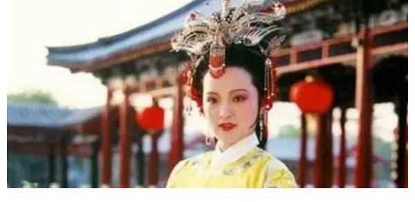 元春！红楼梦中，贾元春究竟发现了什么不为人知的秘密，而被皇帝赐死？