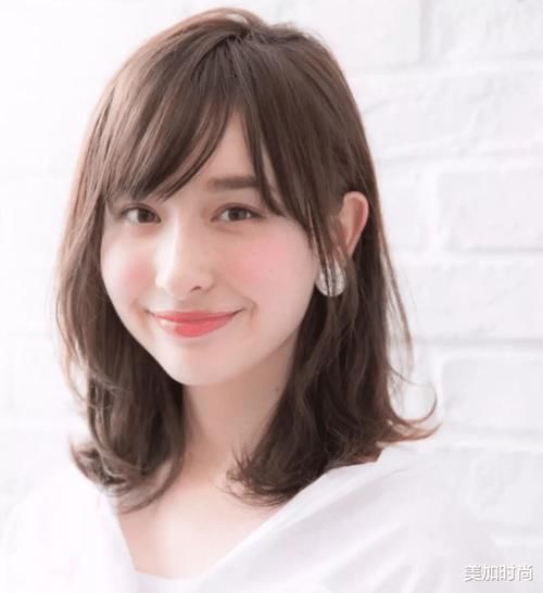 时髦|5款适合头发稀少的发型,高级时髦还显发量,拯救头发少的困扰