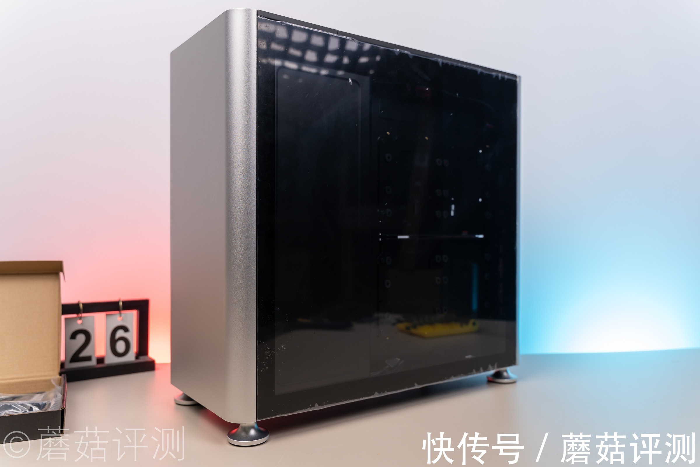 机箱|散热优秀，存储拓展性很棒！视频UP主与乔思伯I400机箱不得不说的故事