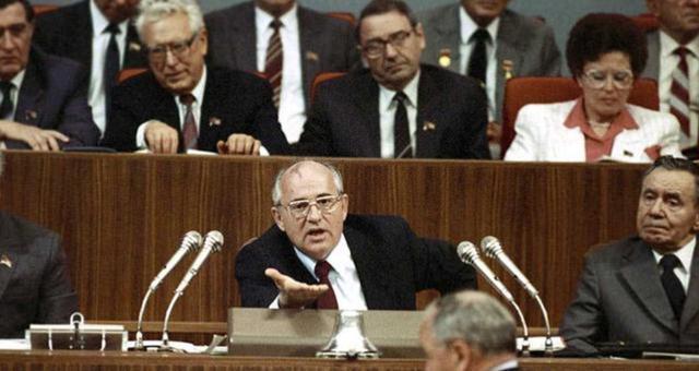 原因|齐奥塞斯库夫妇被枪毙的时候，苏联为何不救呢主要原因是三点