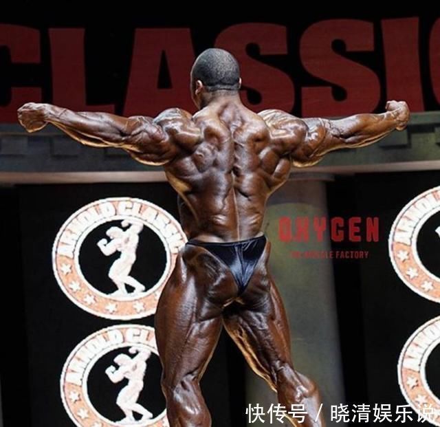 钢铁|军人健身练出钢铁肌肉 ，巨大的肌肉块头让施瓦辛格叹服