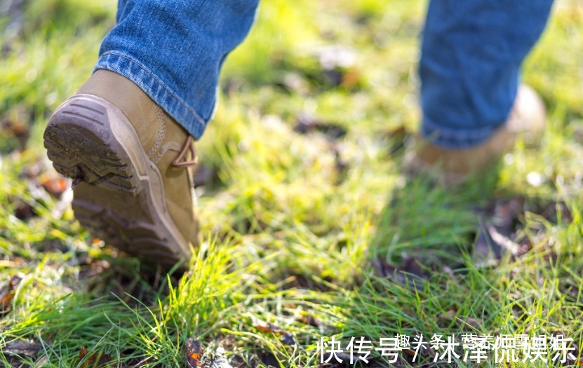 黄谷丁根|初春养肝，多吃二菜，勤饮三水，做好四件事，肝好一切都好