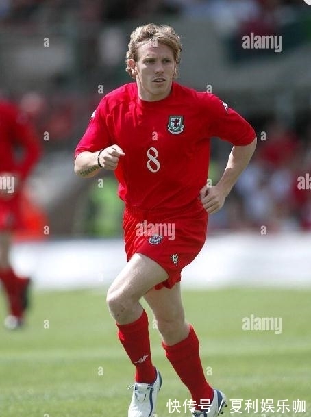 世界杯 世界第二大球鞋生产商,王牌设计师被挖走后,仅用四年彻底沦落