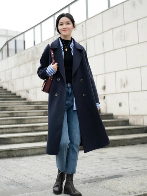 身材五五分的女人,劝你别穿阔腿裤,换成“直筒裤”,更遮肉显高