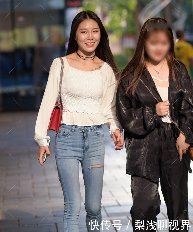 大长腿|丰润雅致的打底裤美女，展现出靓丽自信的气质，大方优雅