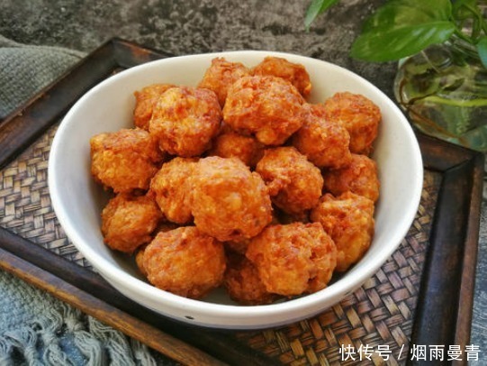 炸肉丸有技巧,牢记“3加2不加”,保证口感酥味道香,放凉不发硬