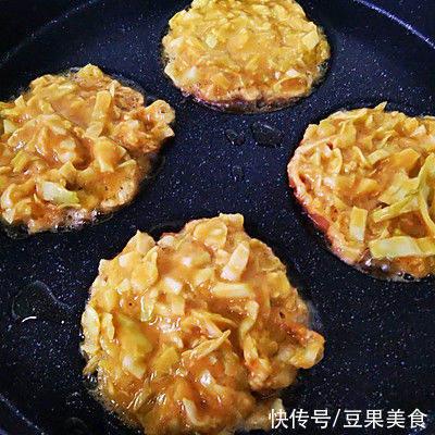 包菜糊塌饼|吃一次想十次的下饭菜#东古家味美食#包菜糊塌饼