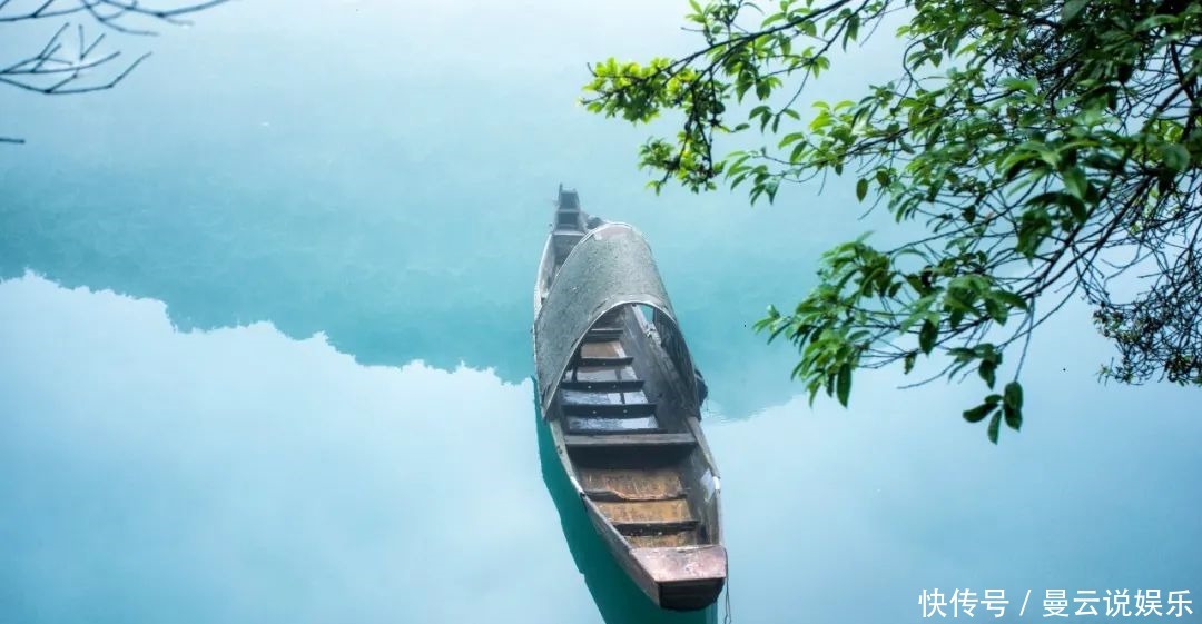 一眼万年的诗词句子有人哭,有人笑,有人输,有人老