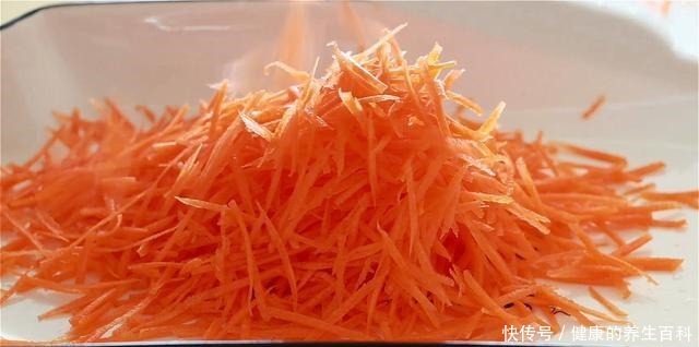 降温了,油条馒头靠边站,早餐就吃它,十分钟做好,营养又省事