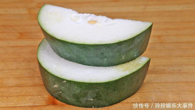 冬瓜|冬瓜这样做太香了,不炒也不炖,我家一周吃8次都不腻,超过瘾