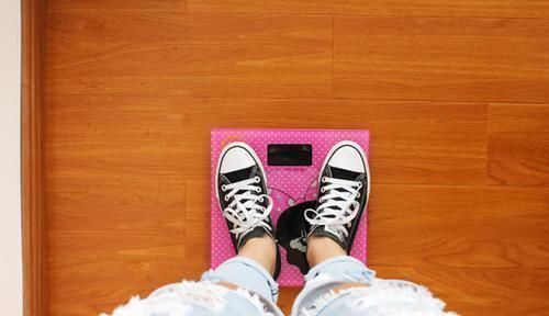 一日三餐|癌症就怕转移，若转移了，会有什么前兆？怎样预防转移？医生讲讲