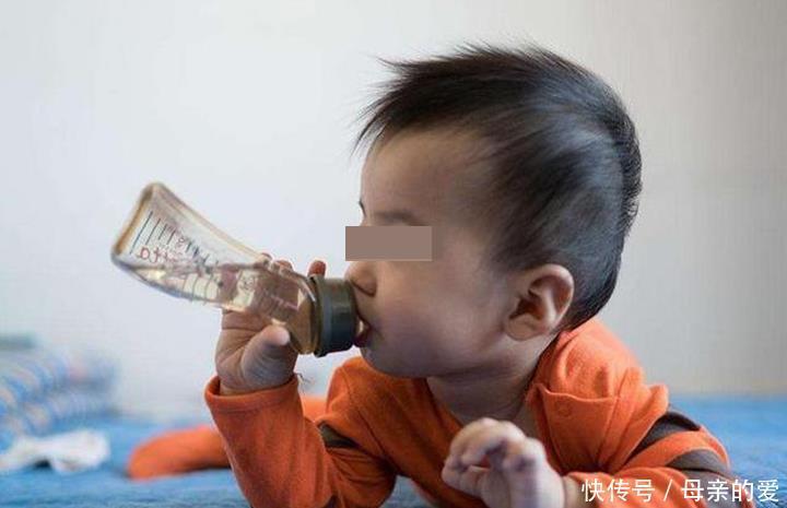 饮品|儿童该如何健康饮水,医生给出了忠告,白开水才是最佳饮品