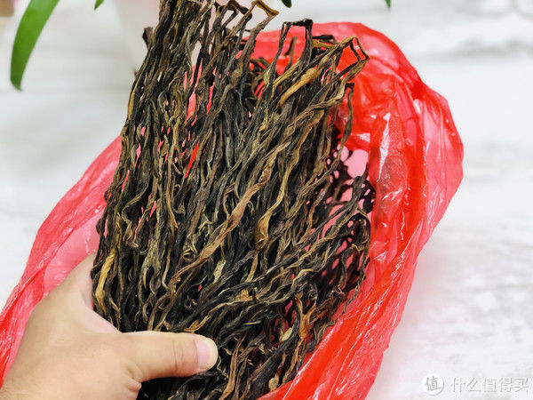 干菜|夏天遇到此菜我从不手软，一次买几十斤，晒成干菜留着冬天炖肉吃