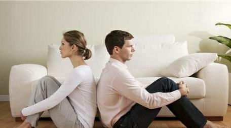 义务|“我妈没义务帮你带孩子”,丈夫极力护母,不出两个月却后悔了