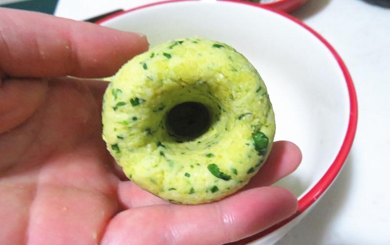 70岁婆婆做的这面食,全家人都爱吃,粗粮加菜叶,美味又营养