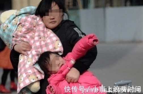 周女士|“新型把尿”蔓延,正在伤害孩子排尿系统,但年轻家长却前赴后继