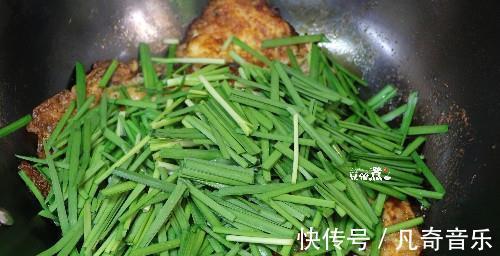 小窍门|馋哭隔壁小孩的“糖醋荷包蛋”百吃不厌，制作时，要注意这小窍门