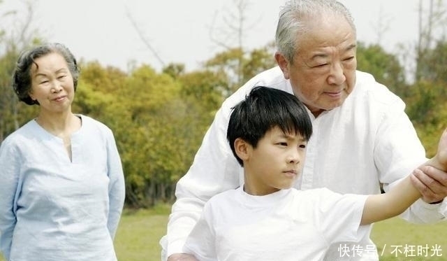 长寿|欧洲名医提出:10种让人活到100岁的方法,你若做到,长寿不难