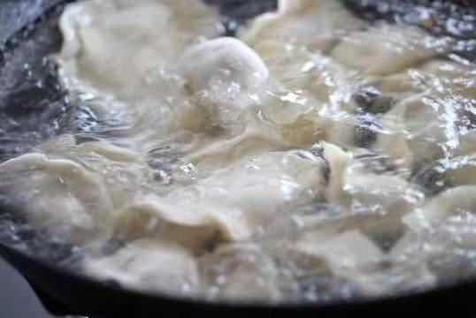 做萝卜馅饺子,有2种调料不能放,不然饺子不鲜香,还有股怪味