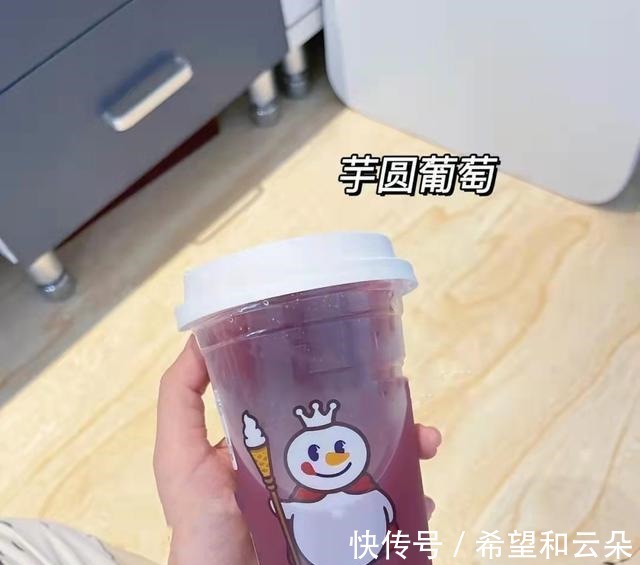小姐姐|蜜雪冰城新品测评，8款好喝不贵的饮品，亲测不踩雷！