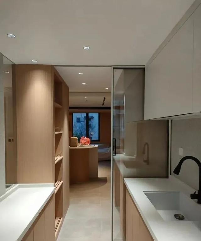 墙面|86年老破小,居然化身治愈系日式小家。网友:这才是改造天花板