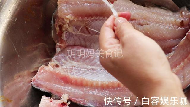 鱼肉|教你正宗腌腊鱼的方法，配料简单味道足，保存时间越长吃起来越香