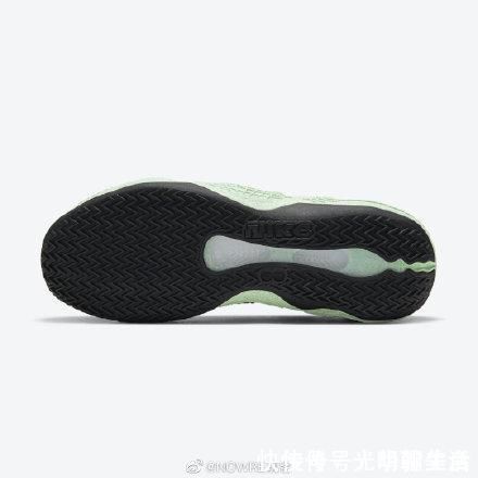 耐克 浓眉首双签名鞋?耐克又做了双“垃圾鞋”,外形好看,配置有惊喜
