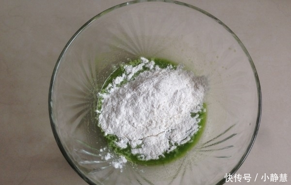  菠菜|孩子不爱吃蔬菜？学会这道美食，孩子天天都吃，妈妈再也不用愁了