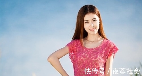 瘦影@七绝十二首:柔情缱绻人不语,眼底云波万里山