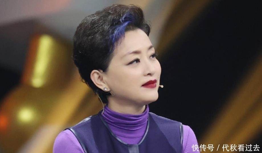 她的风光曾盖过董卿！事业上升离开央视！参加《王牌》圈粉无数！