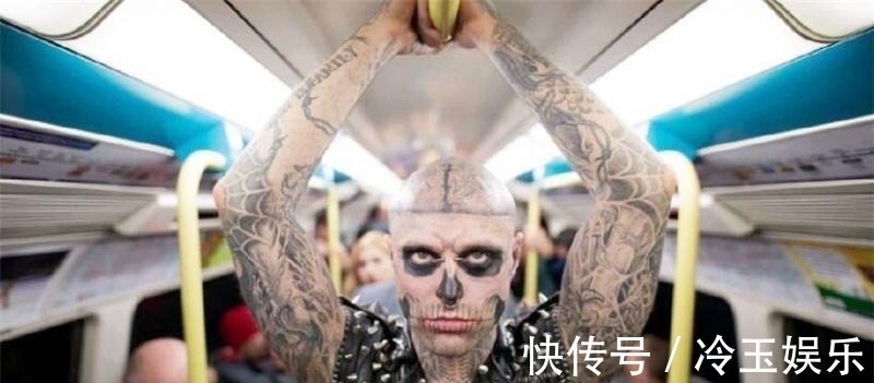 人骨#男子花2亿将“人骨”纹满全身，走红后却离开了人世