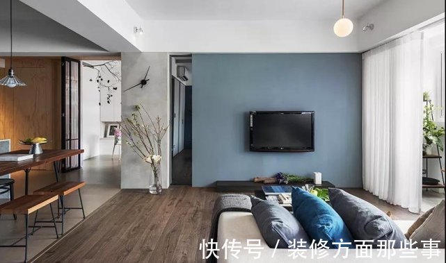 电视柜|93平现代简约风客厅和阳台采用玻璃门,隔开浪漫伴随每个日夜