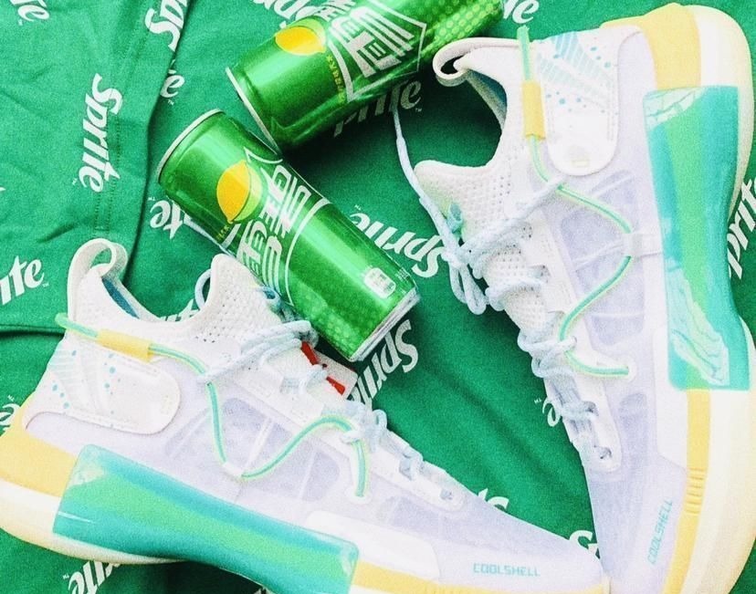 李宁 你以为的闪击6代球鞋只能出街?那你就大错特错了!