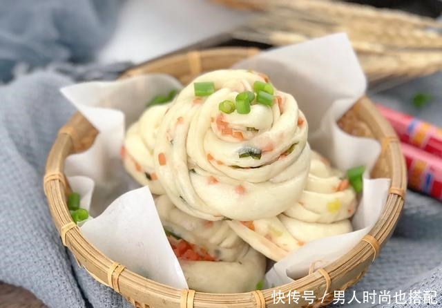 睡前花15分钟做好，早上直接吃，这早餐咸香松软，营养又健康