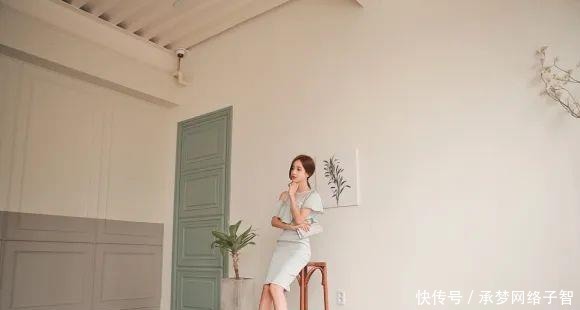 淡青|美女鉴赏:朦胧薄荷竹叶淡青吊摆连衣裙