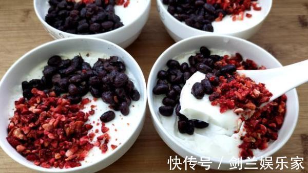 想吃|想吃双皮奶不用顶着大太阳出去吃了，自己在家做，再简单不过