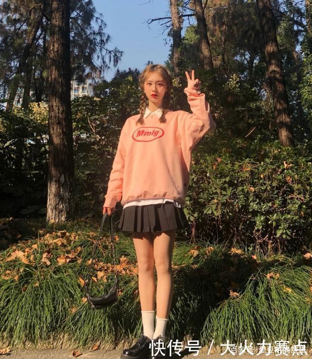 卫衣|卫衣这么穿,真的显胖又显矮