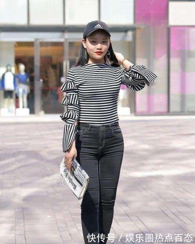 版型 棕色休闲帽子搭配灰色打底裤,穿裤子时,注重整体穿着的美观度!