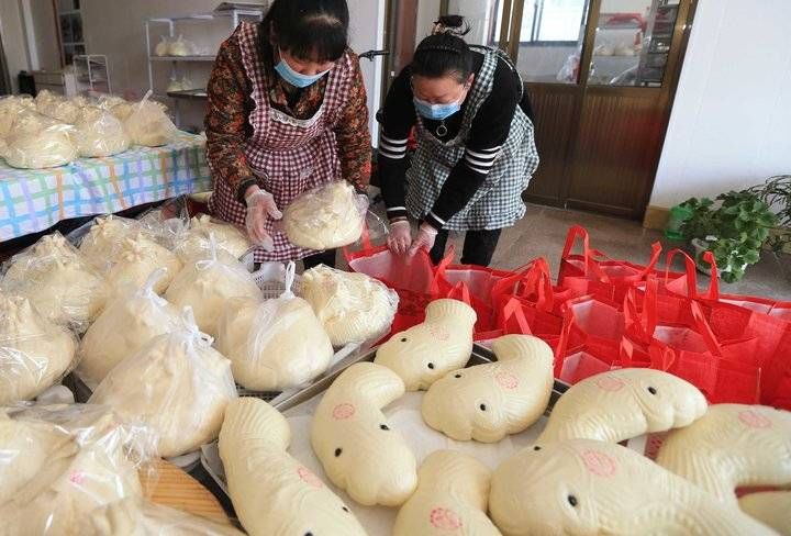 山东荣成：胶东花饽饽“蒸”出幸福生活