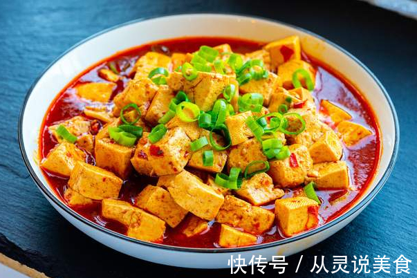 做麻婆豆腐,直接下锅是错的,多做1步,豆腐不易碎,鲜嫩又入味