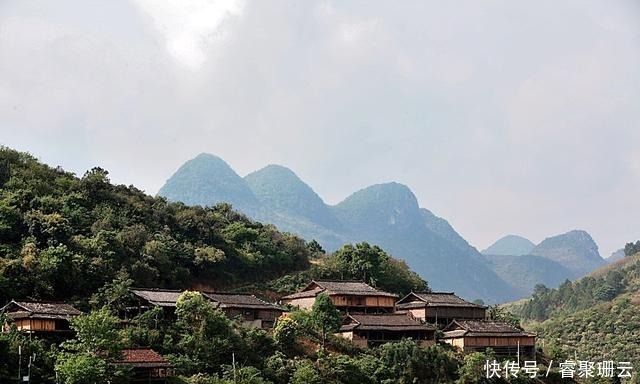 航拍|空中鸟瞰千年壮寨马碧村