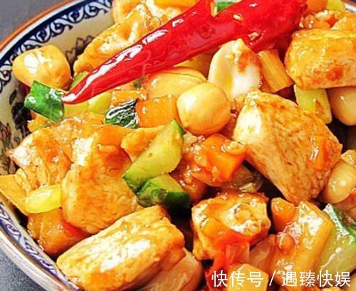 宫爆豆腐,外酥里嫩，酸甜开胃又下饭，比宫保鸡丁都好吃