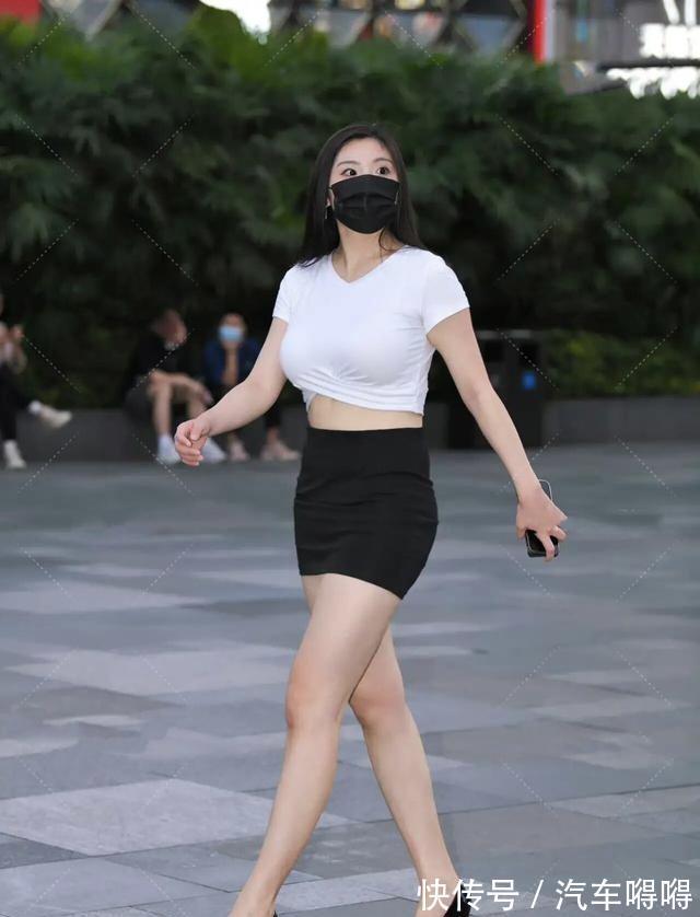 风格 不显老也不扮嫩，“A字裙”稳重优雅又显高，适合35+普通女性穿着