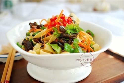 麻辣油|它是天然“刮油菜”,清肠刮油助排便,不用担心春节胖三斤