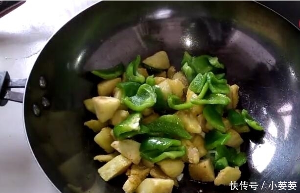 好吃|一道非常好吃又下饭的素菜,鲜香美味多汁,家常菜必备之一