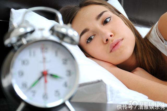 护肤品|体内荷尔蒙旺盛的女性,都会有这4个特点,连护肤品都省了