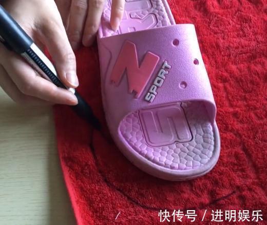 旧拖鞋别扔,这样简单改造一下,马上变新拖鞋,实用又省钱
