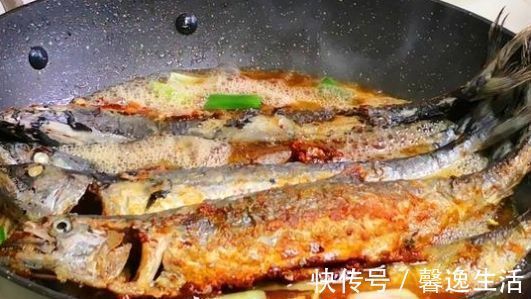 万滚鱼|做鲅鱼，最好不要加水炖，牢记2点，鱼肉鲜嫩不腥气，味道格外香